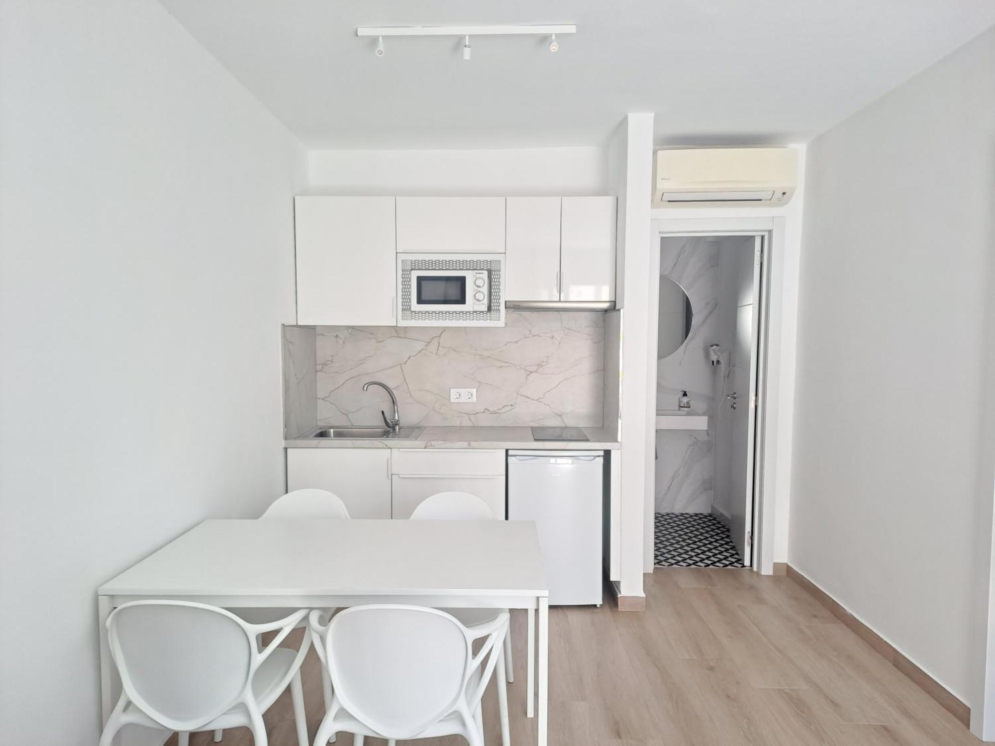 Homeforguest Apartamento Alisios 1 Con Piscina En Corralejo Bagian luar foto